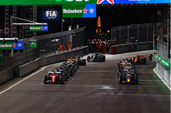 极速赛车世界-赛道油渍事件引发众怒-F1拉斯维加斯大奖赛前夕备受争议