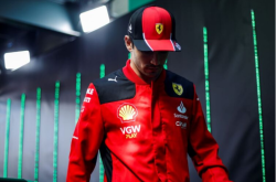 极速赛车世界-查尔斯·勒克莱尔在中国大奖赛复出之前做出了令人担忧的F1赛车啄食顺序预测